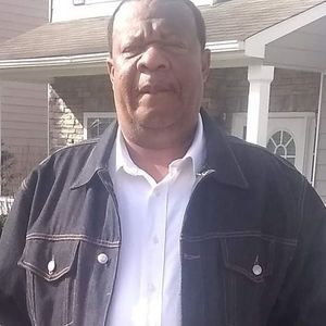 Meet your Posher, Derrick